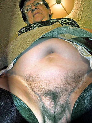 nude pics of mature grannies