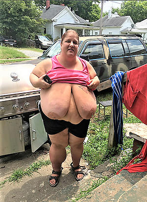 hot simmering mommy free pics