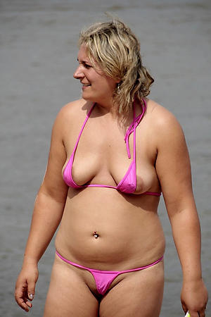 curvy body of men in bikinis love porn