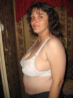 sex galleries be useful to mature brunette women