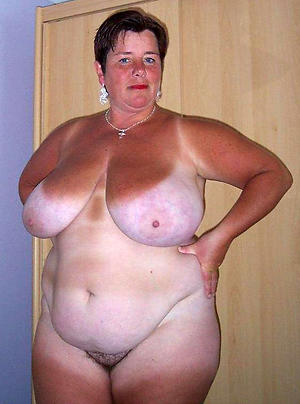 big granny knockers posing nude