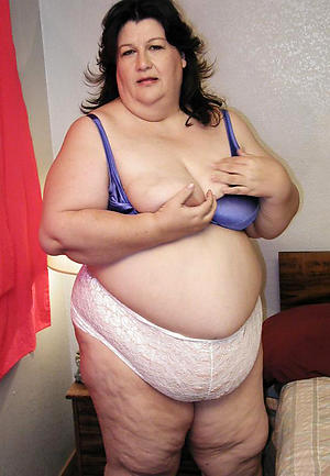 chubby granny pussy porn pics