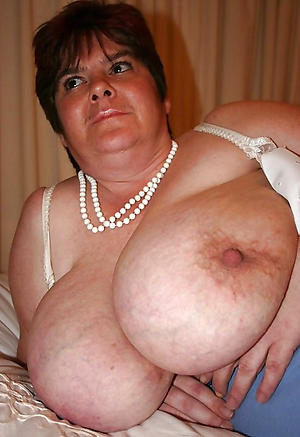 xxx pictures of mature busty grannies