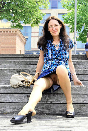 free pics of old granny upskirt