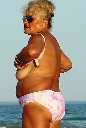 granny wet panties porn pics