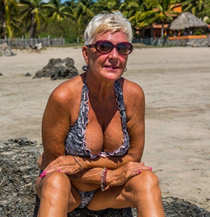 xxx pictures of granny busty