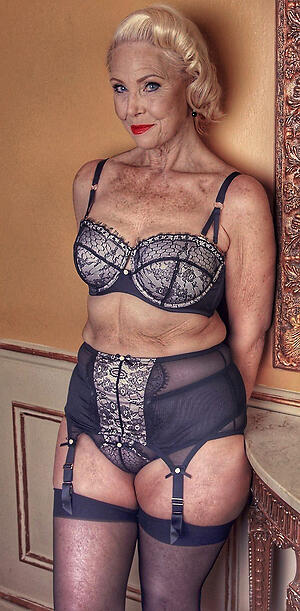 sexy granny superannuated lady porn pics