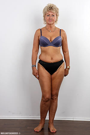 sexy granny lingerie hot pics