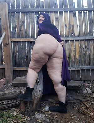 older women asses hot porn pic