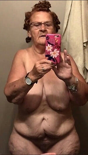 selfshot milf hot porn pic