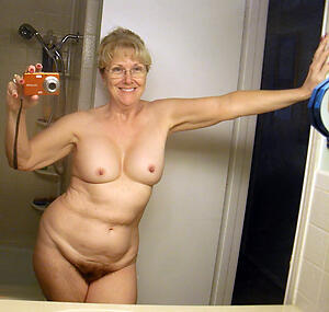 unorthodox pics of selfshot older women solo