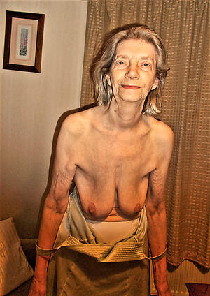 saggy elder tits porn pics
