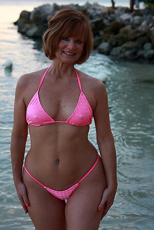 free pics of sexy grannies in bikinis
