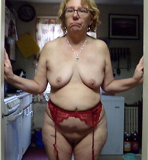 photoshooting with old sexy women