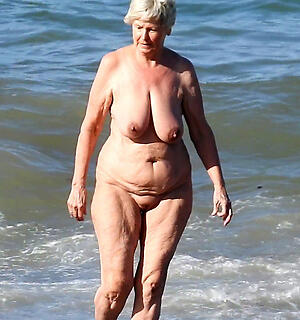 hot older curvy women mediocre pics