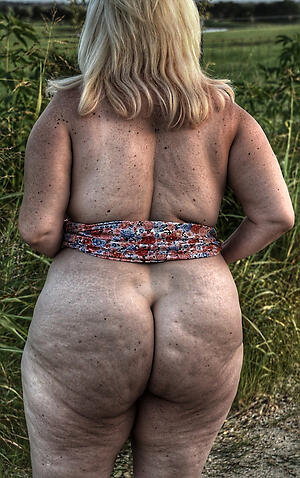 older women big butts amateur pics