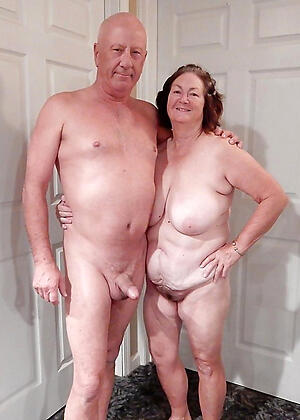 photoshooting with X-rated older naked couples