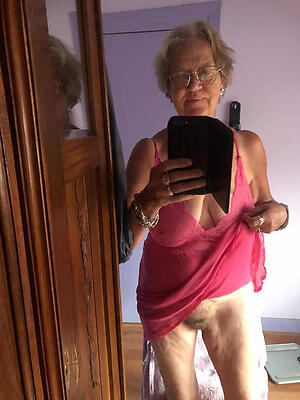 porn nude gilf selfshot