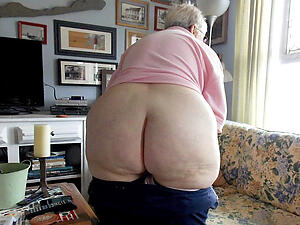 pic with beautiful granny butts