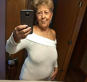 pic with powered granny took selfshot