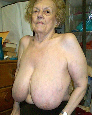 old woman nice tits a hot photos