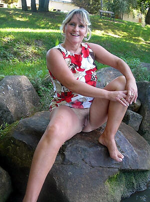 photoshooting with upskirt elder statesman women