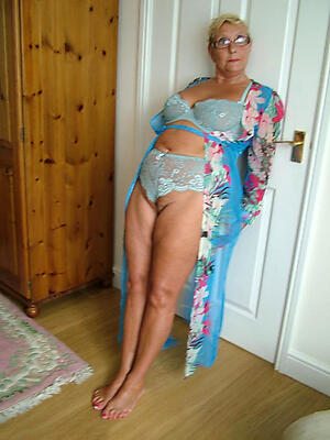 grown-up granny cameltoe amateur slut