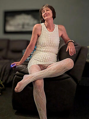 sexy granny legs open homemade edit