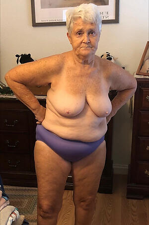 naked experienced amateurs models