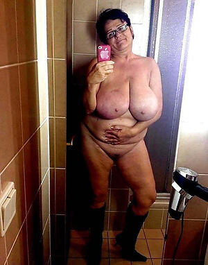doyenne wholesale scanty selfies hot photos